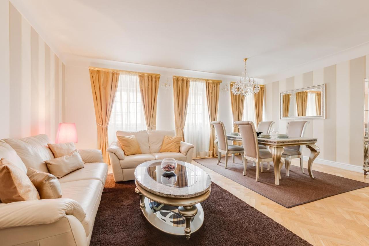 Apartament Charles Bridge Royal - Castle District Praga